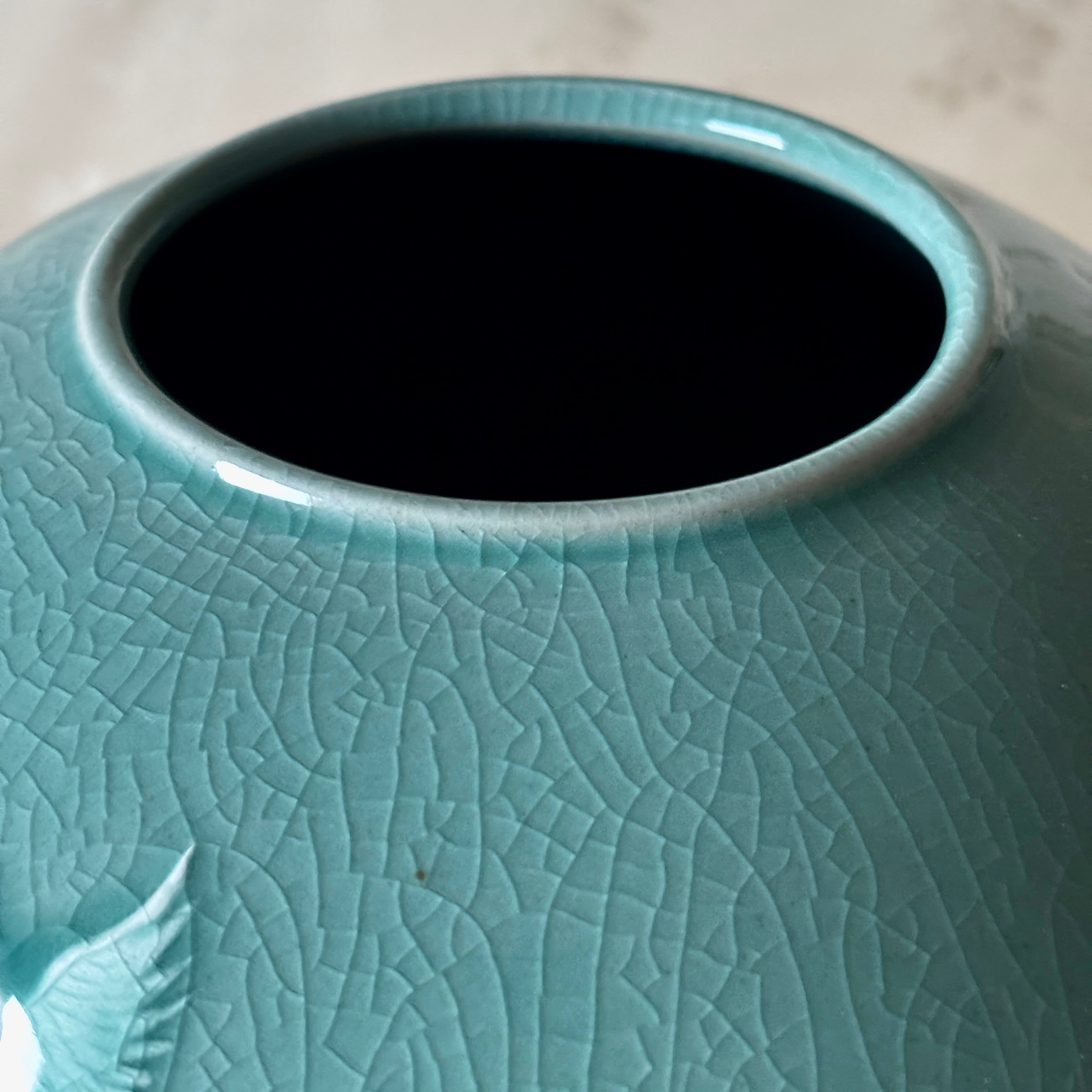 Celadon Jar (Ho): Relief-Carved Pair of Cranes Motif
