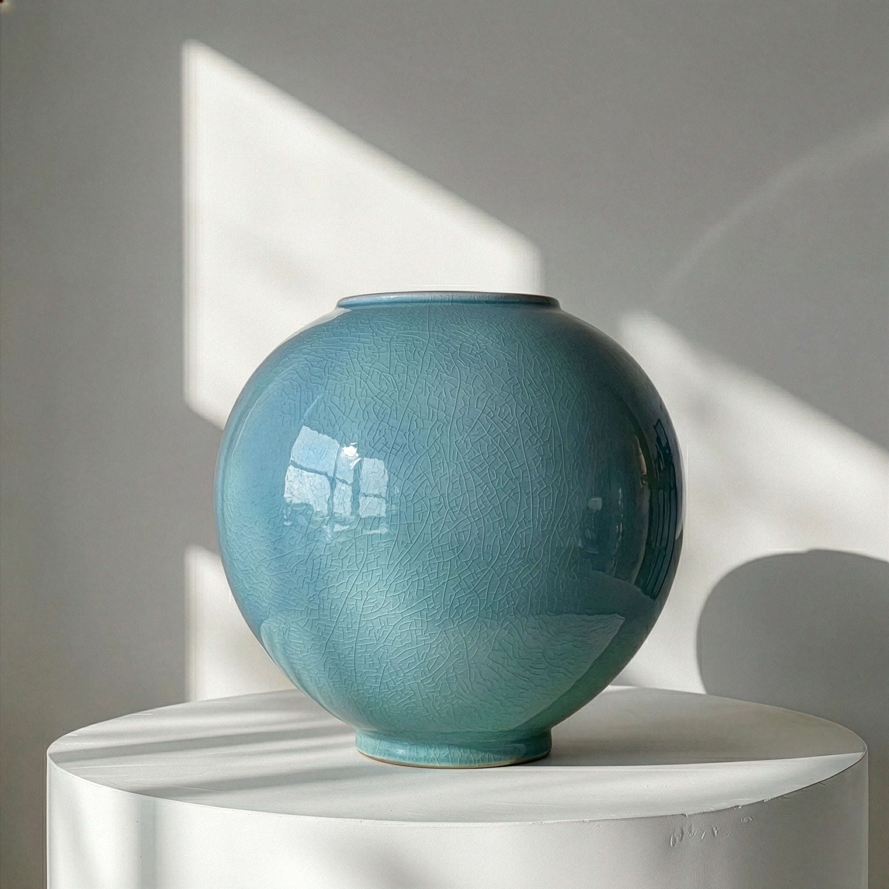 CELADON JAR (HO): PINE IN RELIEF AND INLAID CRANE MOTIF