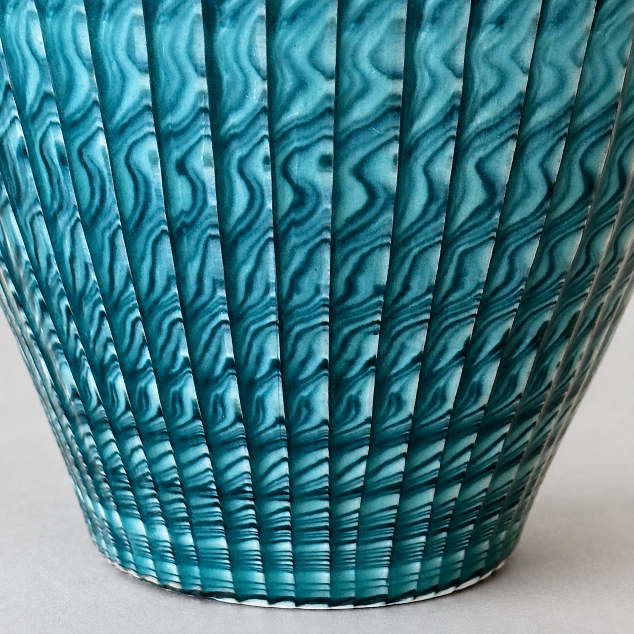 Celadon Vessel: Yeollimun Mixed-Clay Technique, 2023