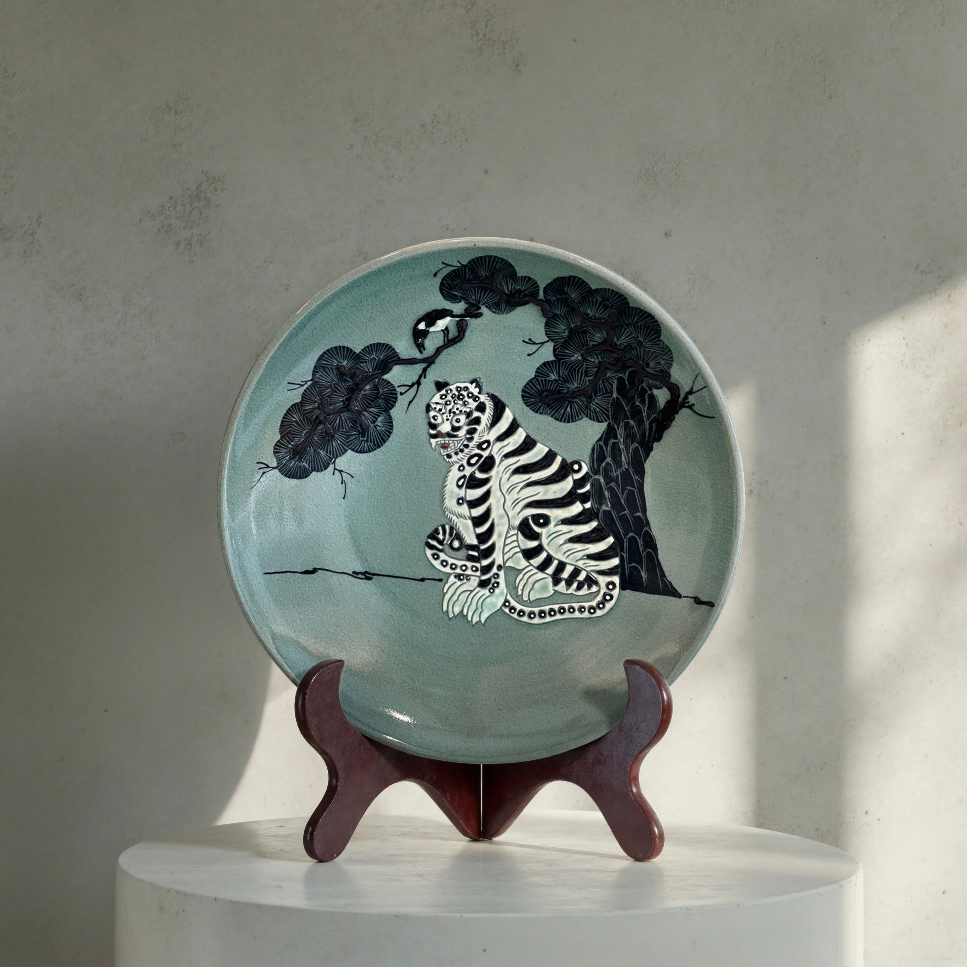 Celadon Decorative Plate: Relief-Applied Tiger and Magpie Motif